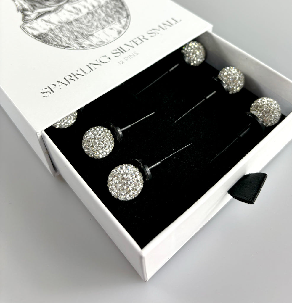 Schmuckverpackung mit Mähnenschmuck.