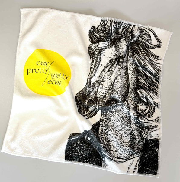 Multifunktionales Pflegetuch perfektes Zubehör für´s Pferd 
